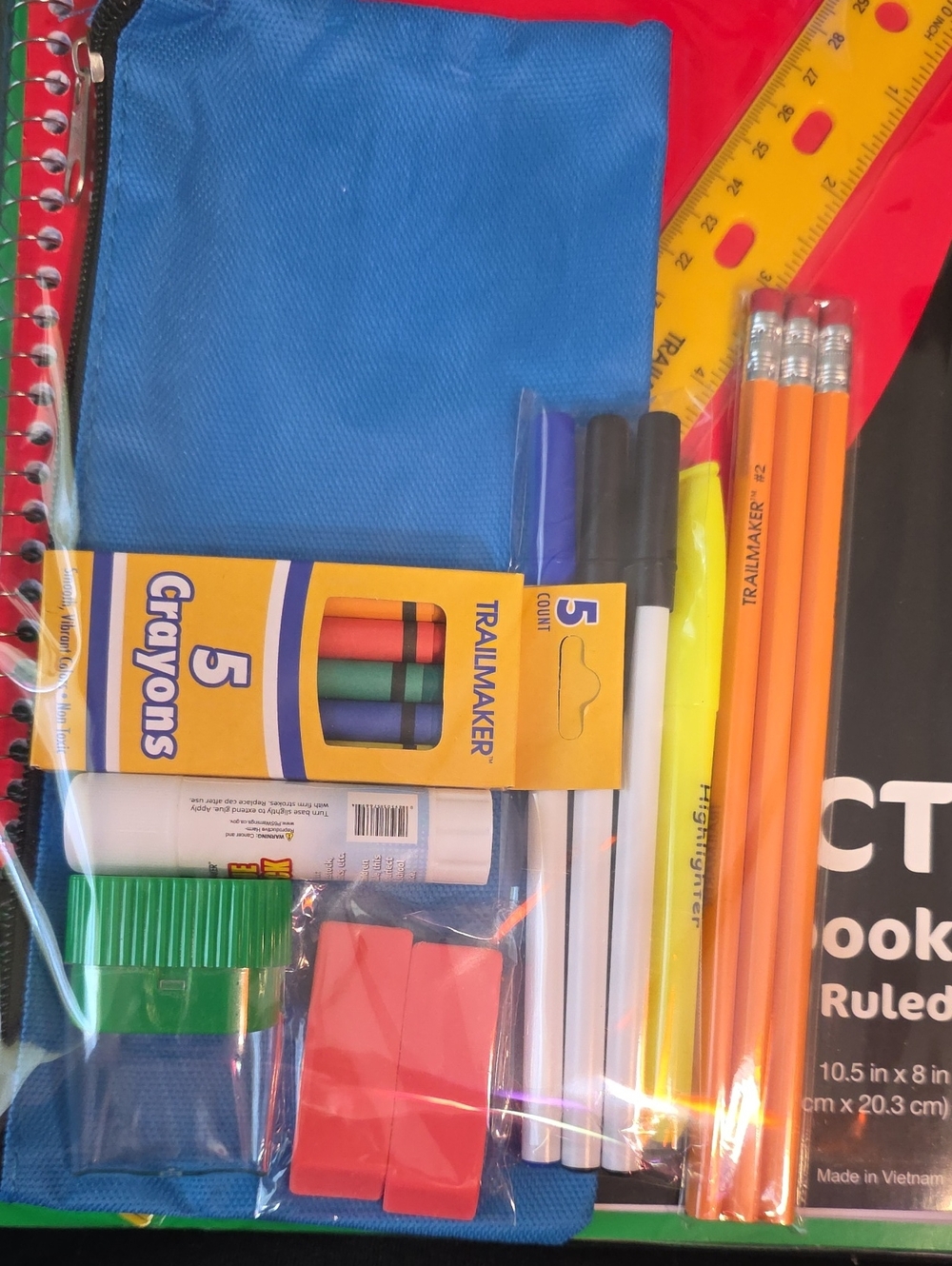 Trailmaker 20-Piece Supply Pencil & Crayon Set